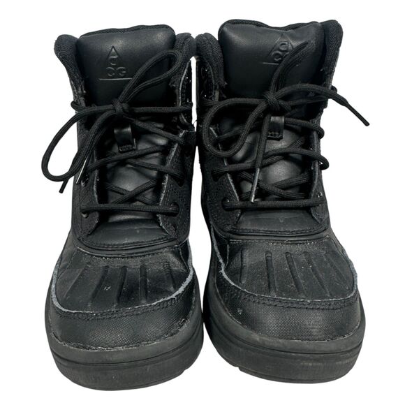 Nike ACG Woodside 2 Triple Black Boots Boy's 1Y 524873-004 Round Toe Lace Shoes - Picture 2 of 7